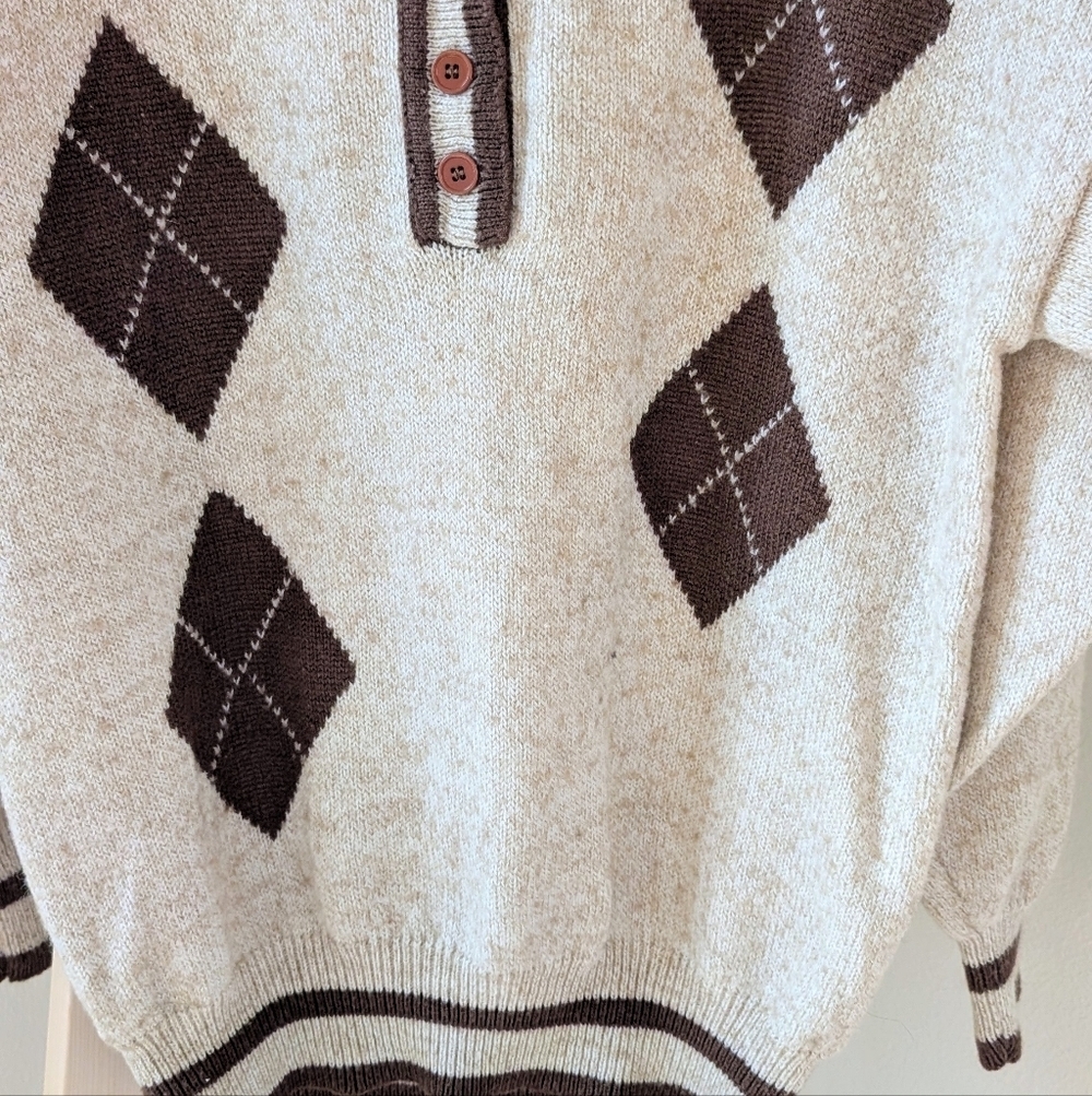 Vintage Geometric Argyle Patterned 1/4 Button Up Collared Sweater In Ivory/Brown - Picture 5 of 8